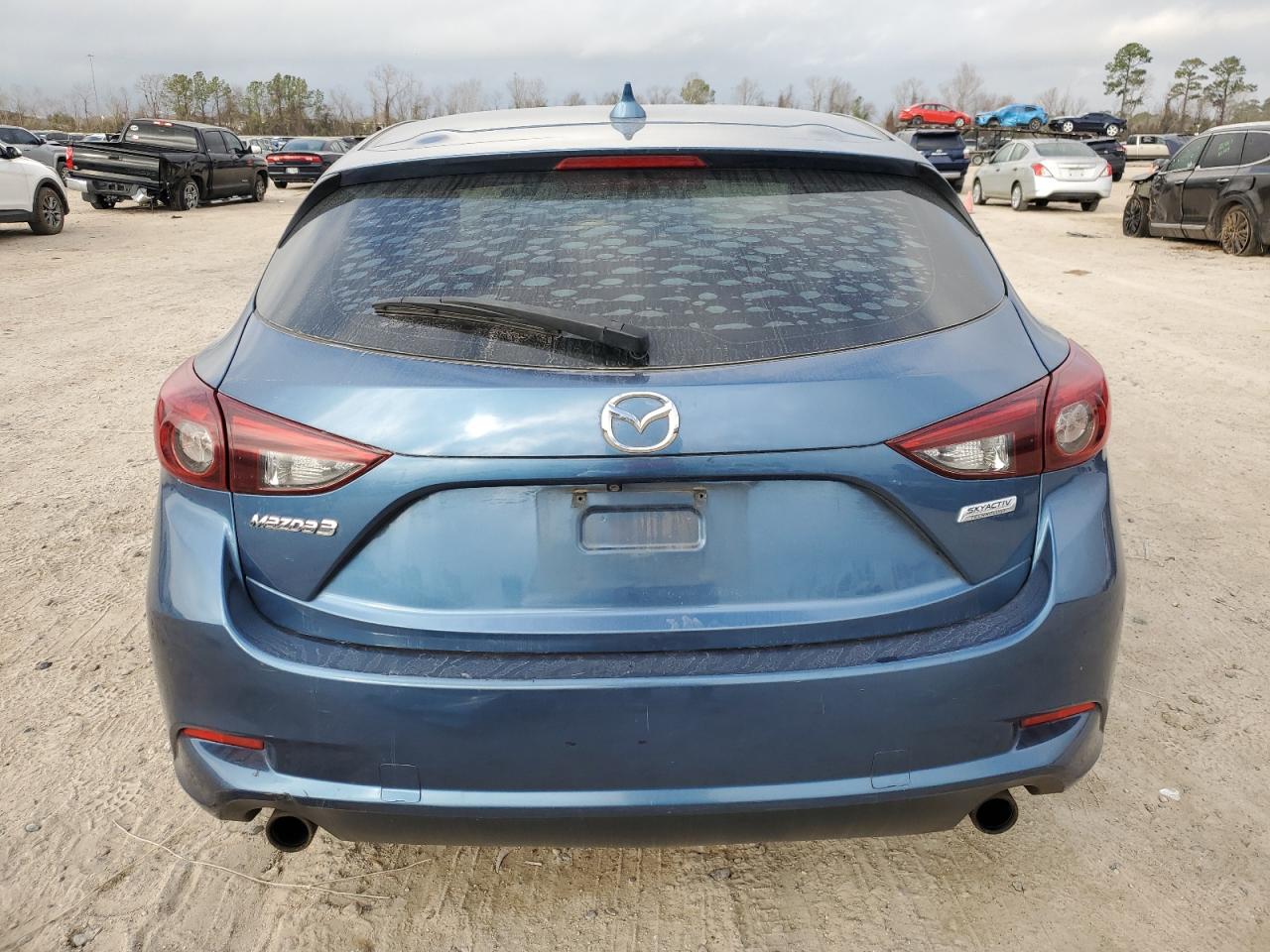 MAZDA 3 GRAND TOURING