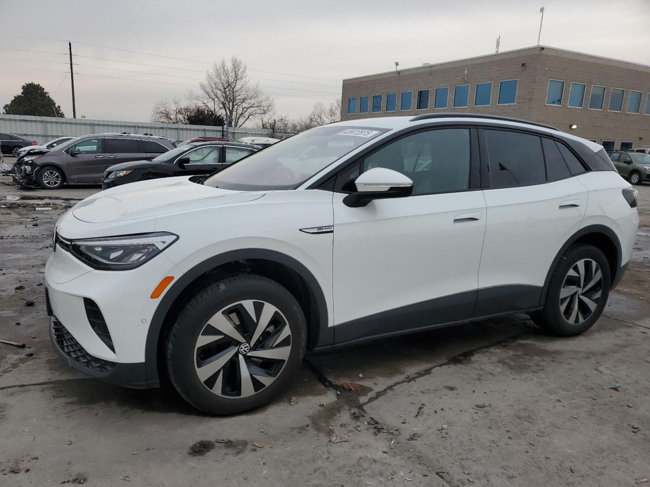 VOLKSWAGEN ID.4 PRO