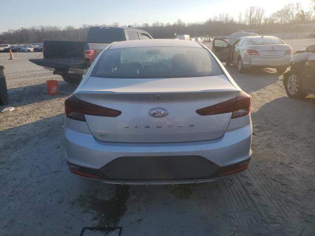 2019 HYUNDAI ELANTRA SE - 5NPD74LF9KH469632