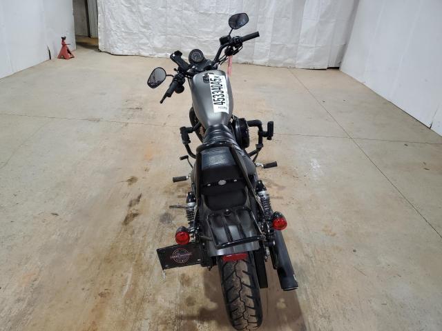 2018 HARLEY-DAVIDSON XL883 IRON 1HD4LE218JC425380