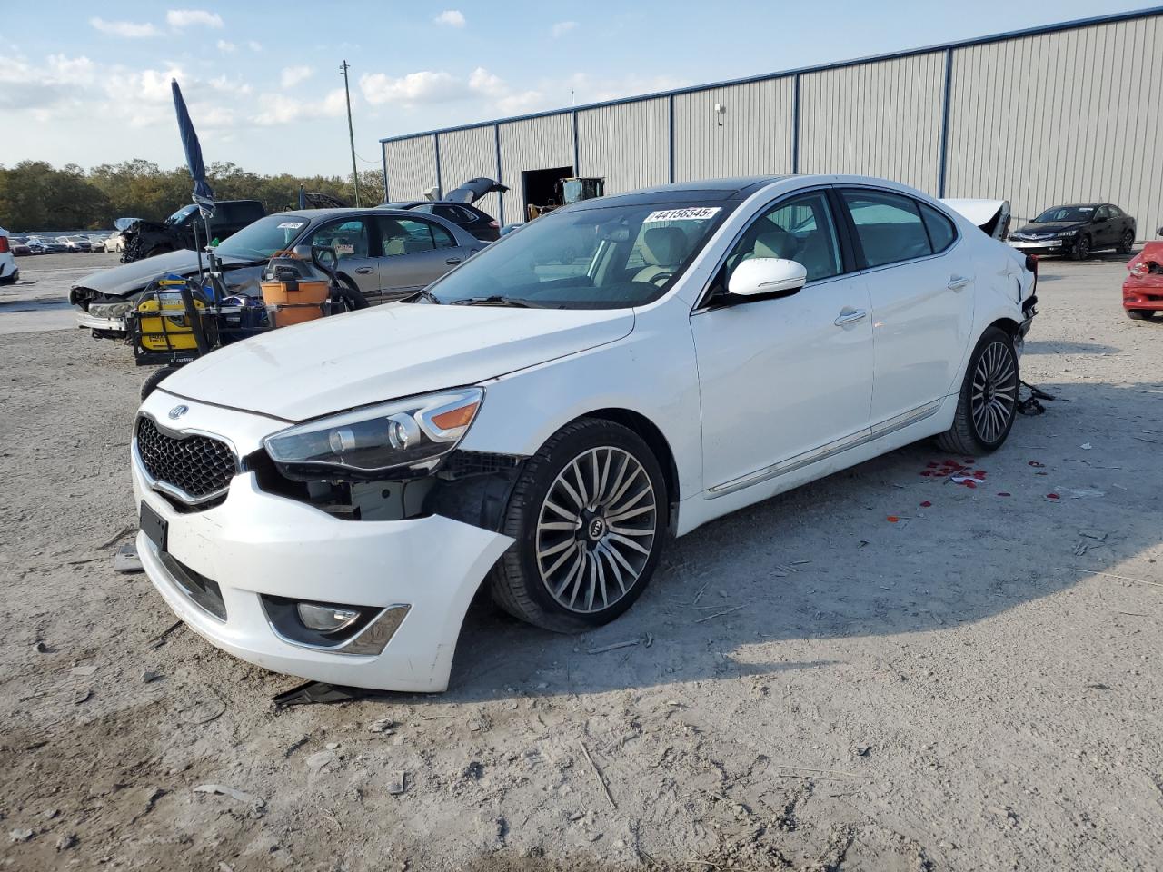  Salvage Kia Cadenza