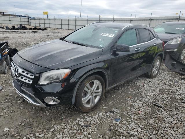 MERCEDES-BENZ GLA 250 4M