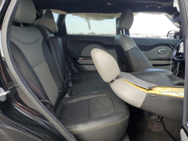 2015 KIA SOUL + - KNDJP3A54F7188601