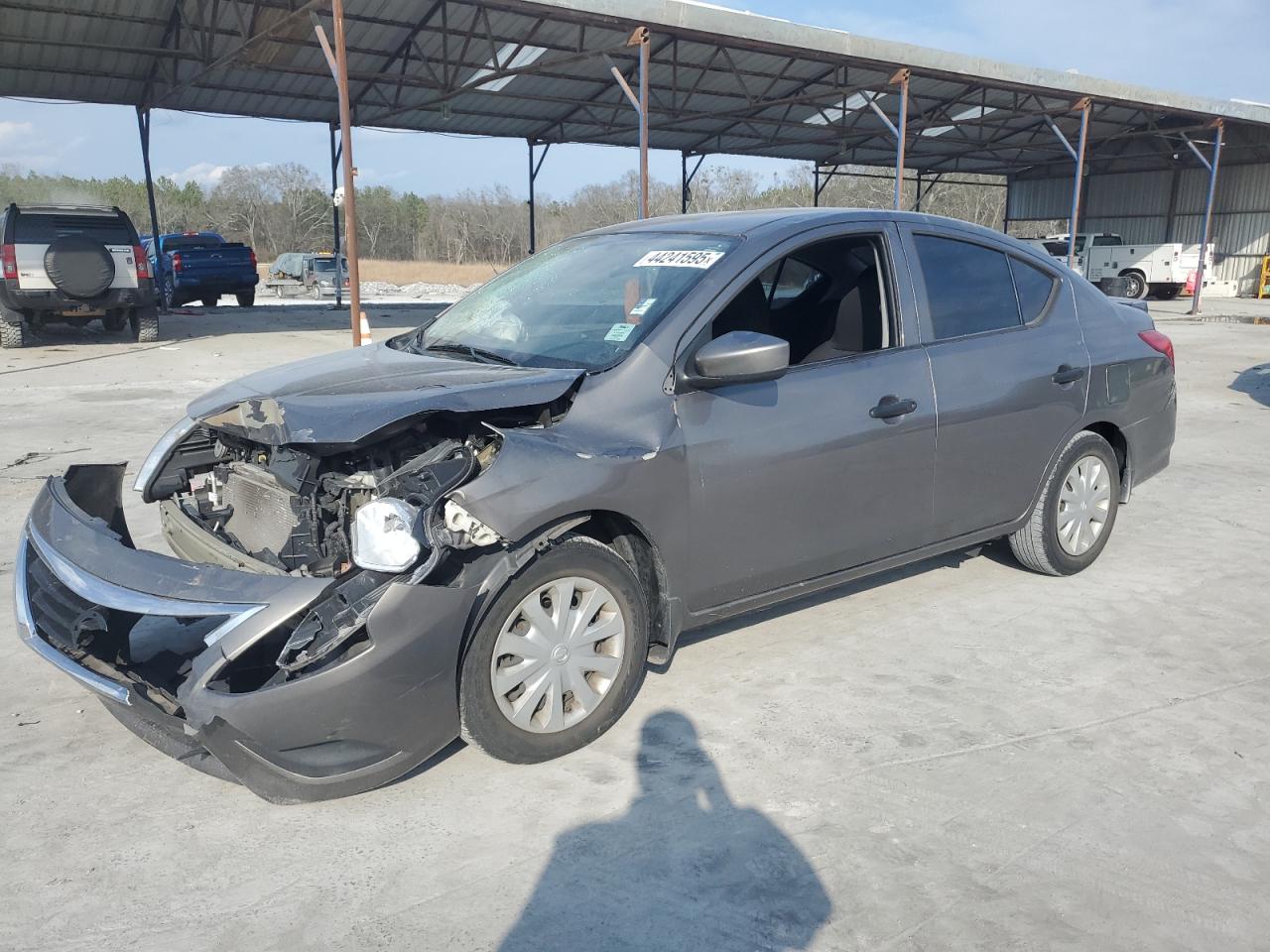 NISSAN VERSA S