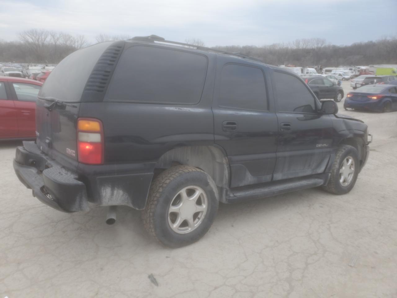 Lot #3292761771 2003 GMC YUKON DENA