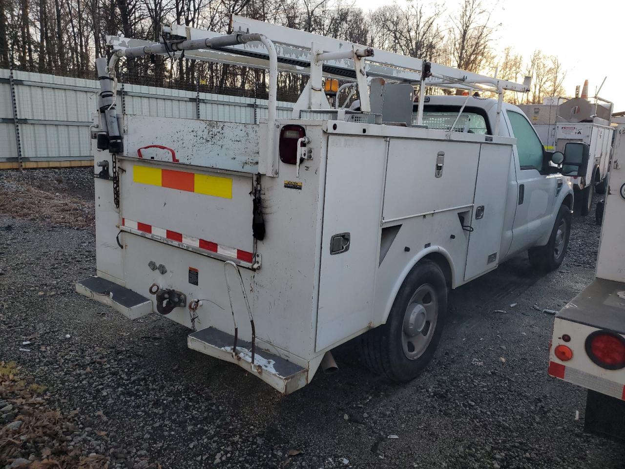 Lot #3308791995 2008 FORD F350 SRW S