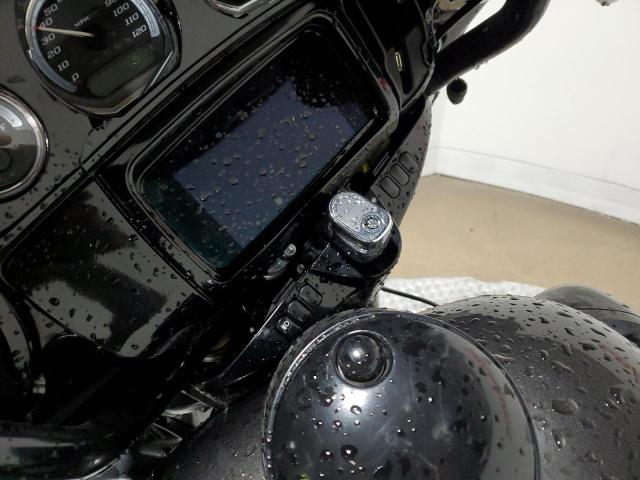 2019 HARLEY-DAVIDSON FLHTK 1HD1KEF14KB629195