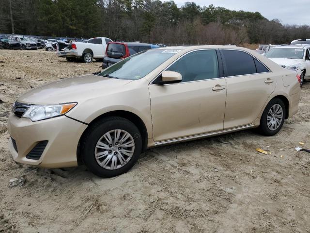 TOYOTA CAMRY BASE