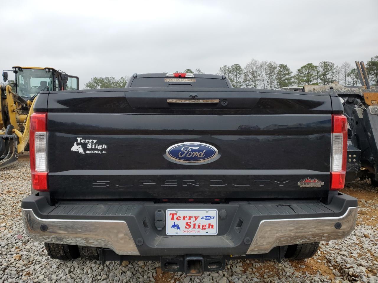 FORD F-450 SUPER DUTY