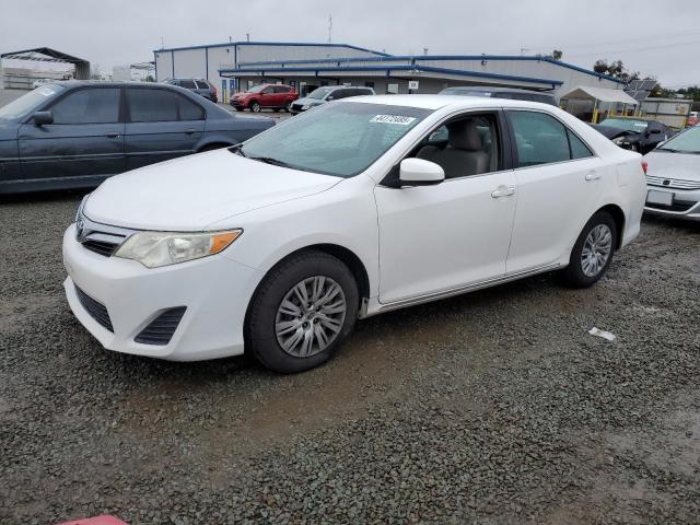 TOYOTA CAMRY L 2014 white  gas 4T4BF1FK0ER433261 photo #1