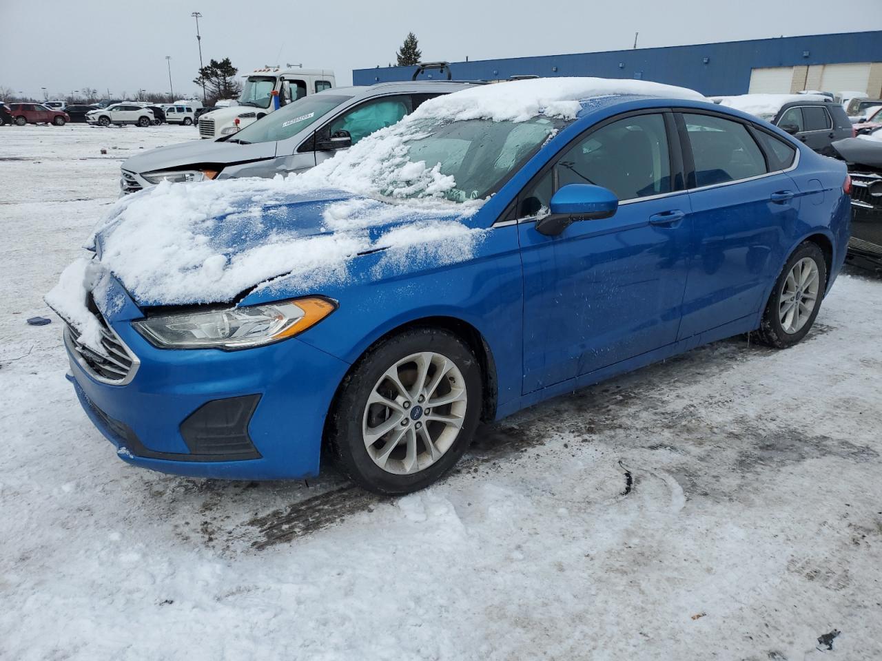 FORD FUSION SE