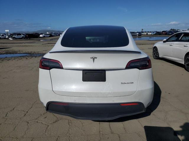 2021 TESLA MODEL Y - 5YJYGDEF6MF215621