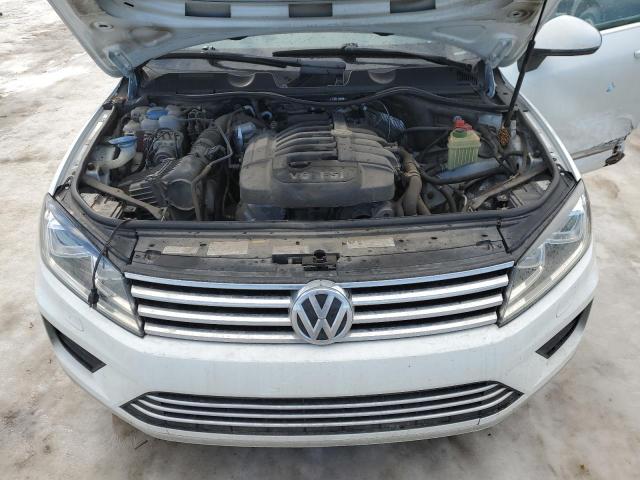 2017 VOLKSWAGEN TOUAREG SP WVGEF7BP3HD002560