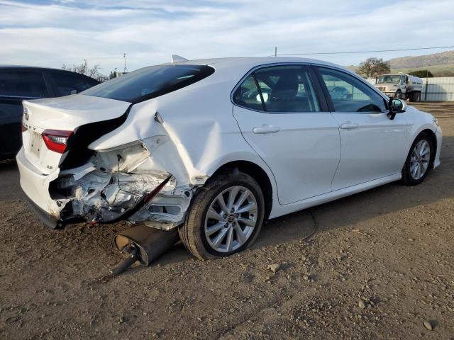 Vin: 4t1c11ak2nu499699, lot: 47118035, toyota camry le 20223