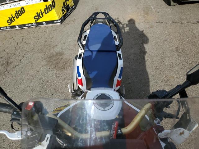 2024 HONDA CRF1100 D4 JH2SD15E0RK000841