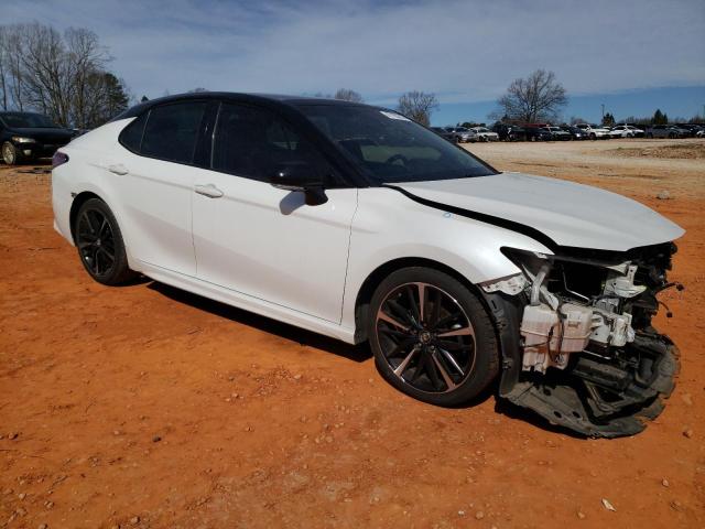 Vin: 4t1b61hk3ju003421, lot: 47183355, toyota camry xse 20184