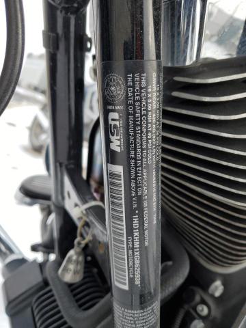 2016 HARLEY-DAVIDSON FLTRX ROAD 1HD1KHM1XGB625938
