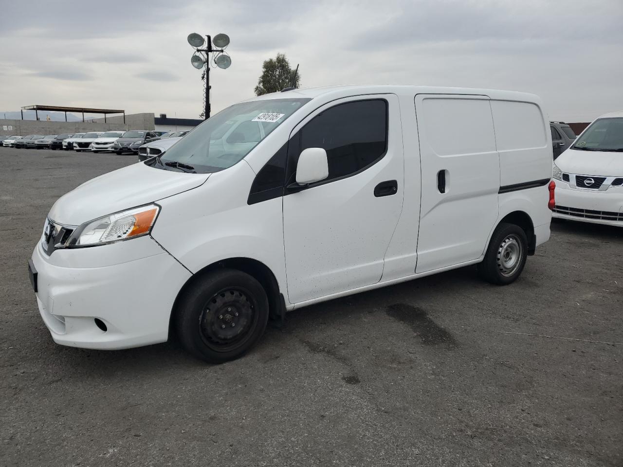  Salvage Nissan Nv