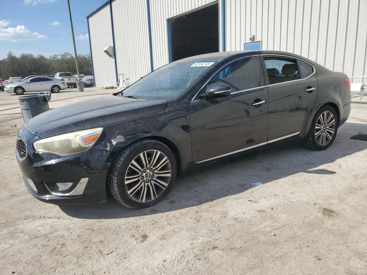 KIA CADENZA PREMIUM