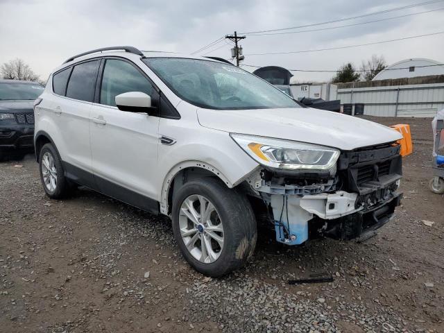 Vin: 1fmcu9hd4jua59684, lot: 46825465, ford escape sel 20184