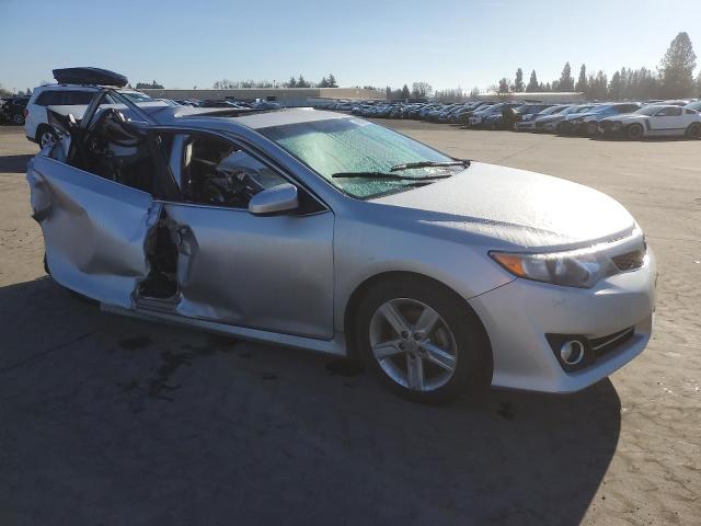 Vin: 4t1bf1fk9eu399914, lot: 46884875, toyota camry l 20144