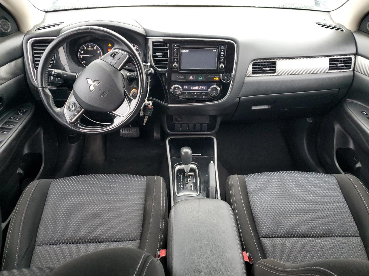 Mitsubishi Outlander 2017
