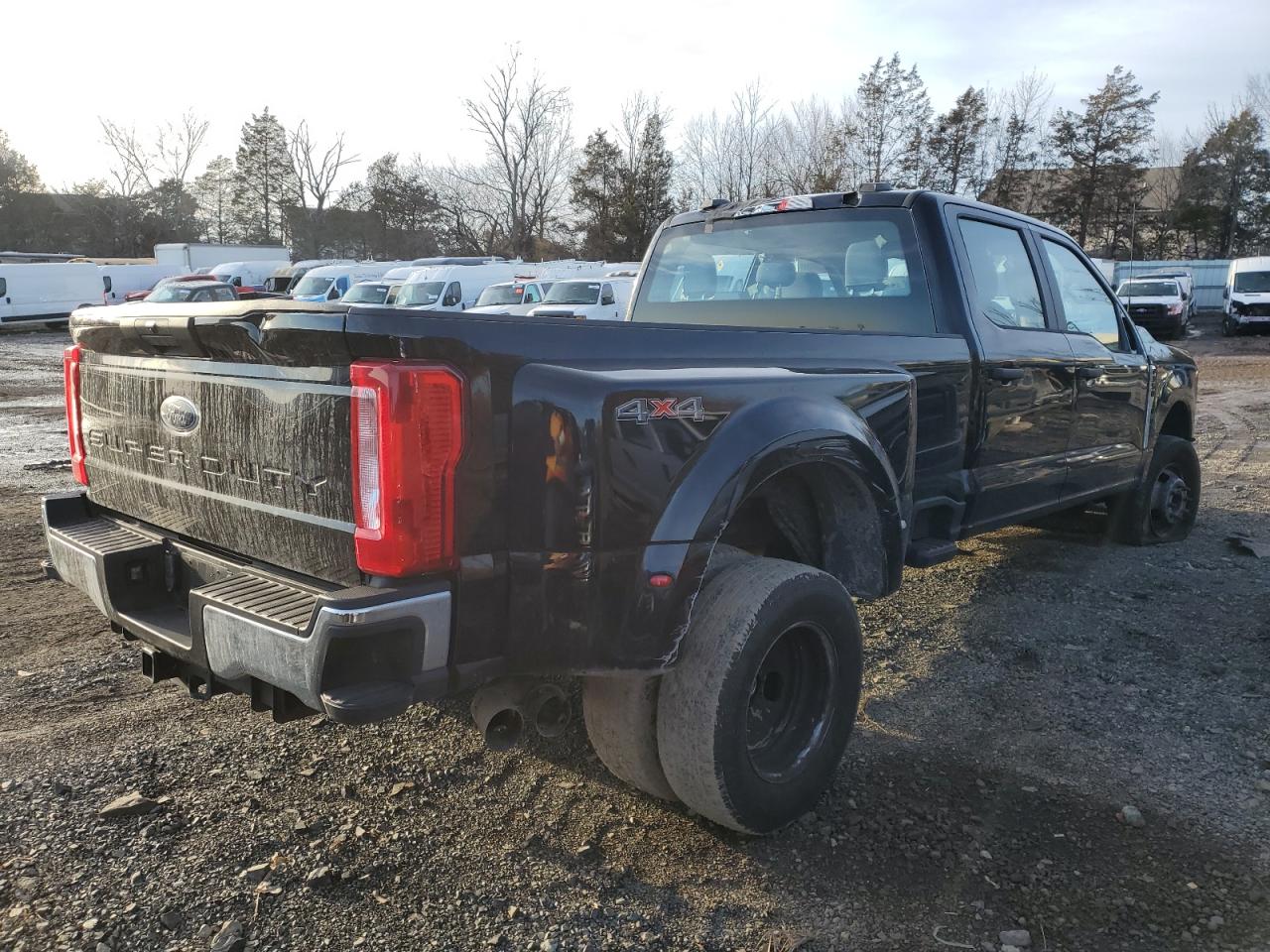 FORD F-350 SUPER DUTY
