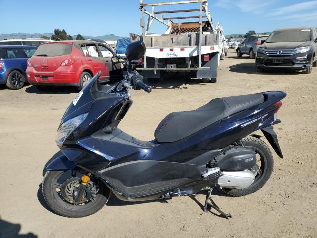 2018 HONDA PCX 150 RLHKF1805JY301030