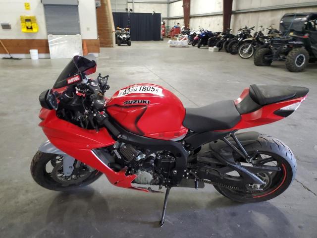 2022 SUZUKI GSX-R600 JS1GN7FA4N7101088