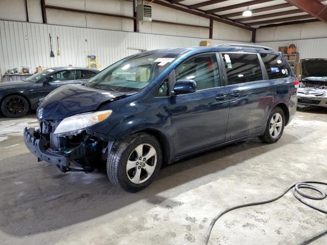 TOYOTA SIENNA LE