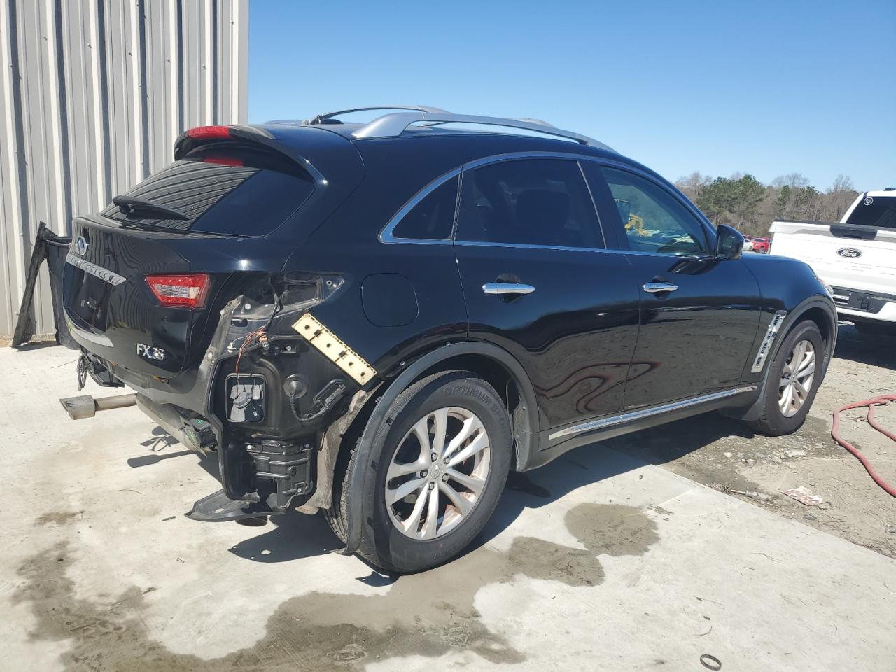 INFINITI FX35