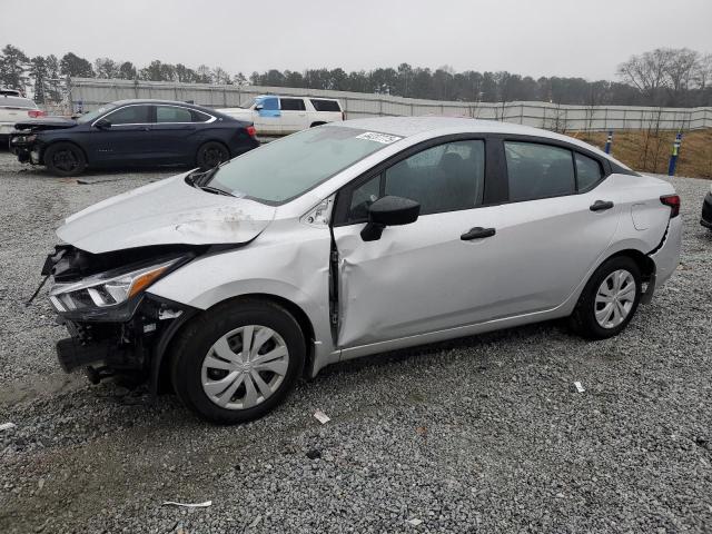 NISSAN VERSA S