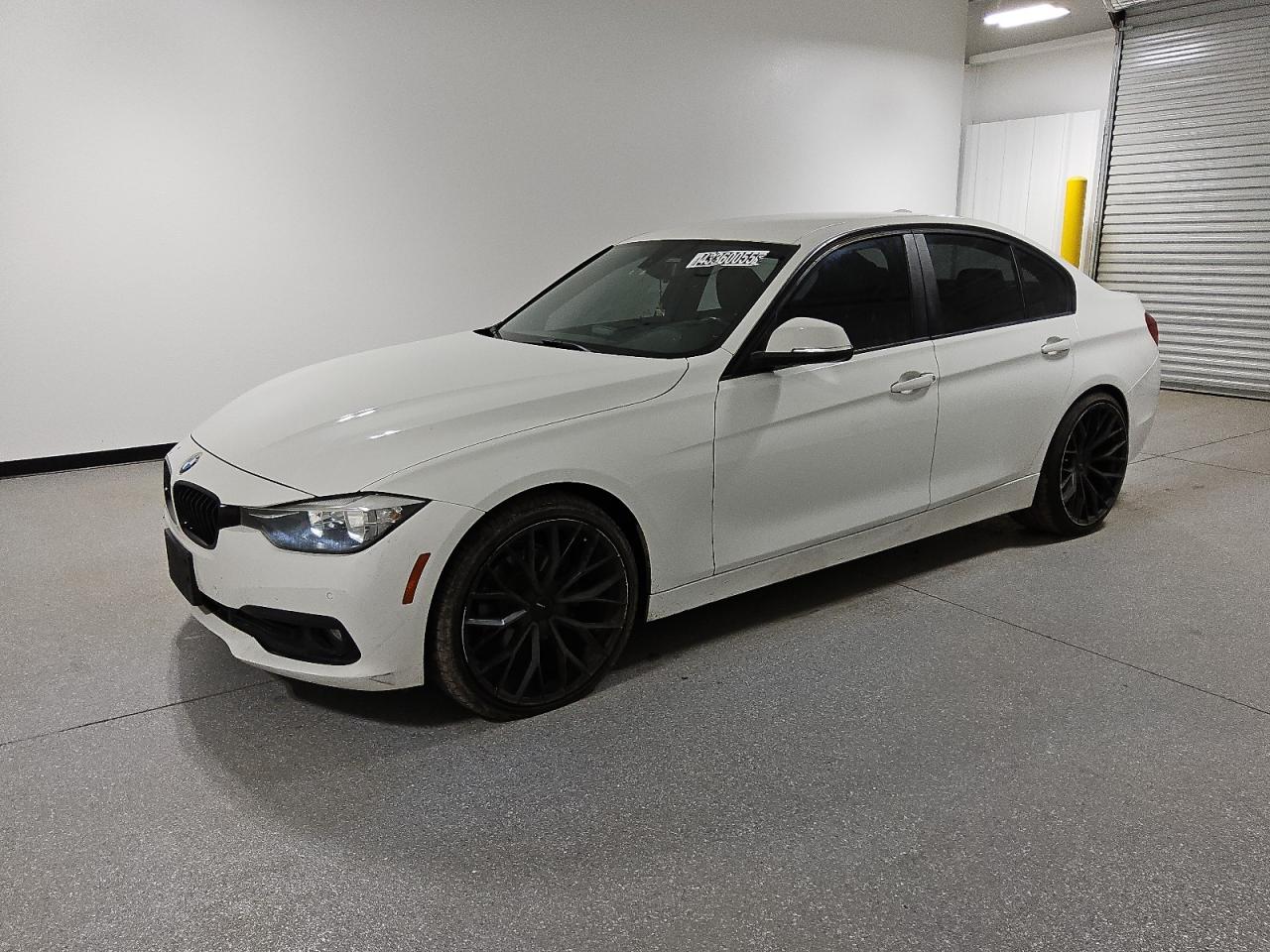 WBA8A9C38HAC99799 BMW 320 I 2017
