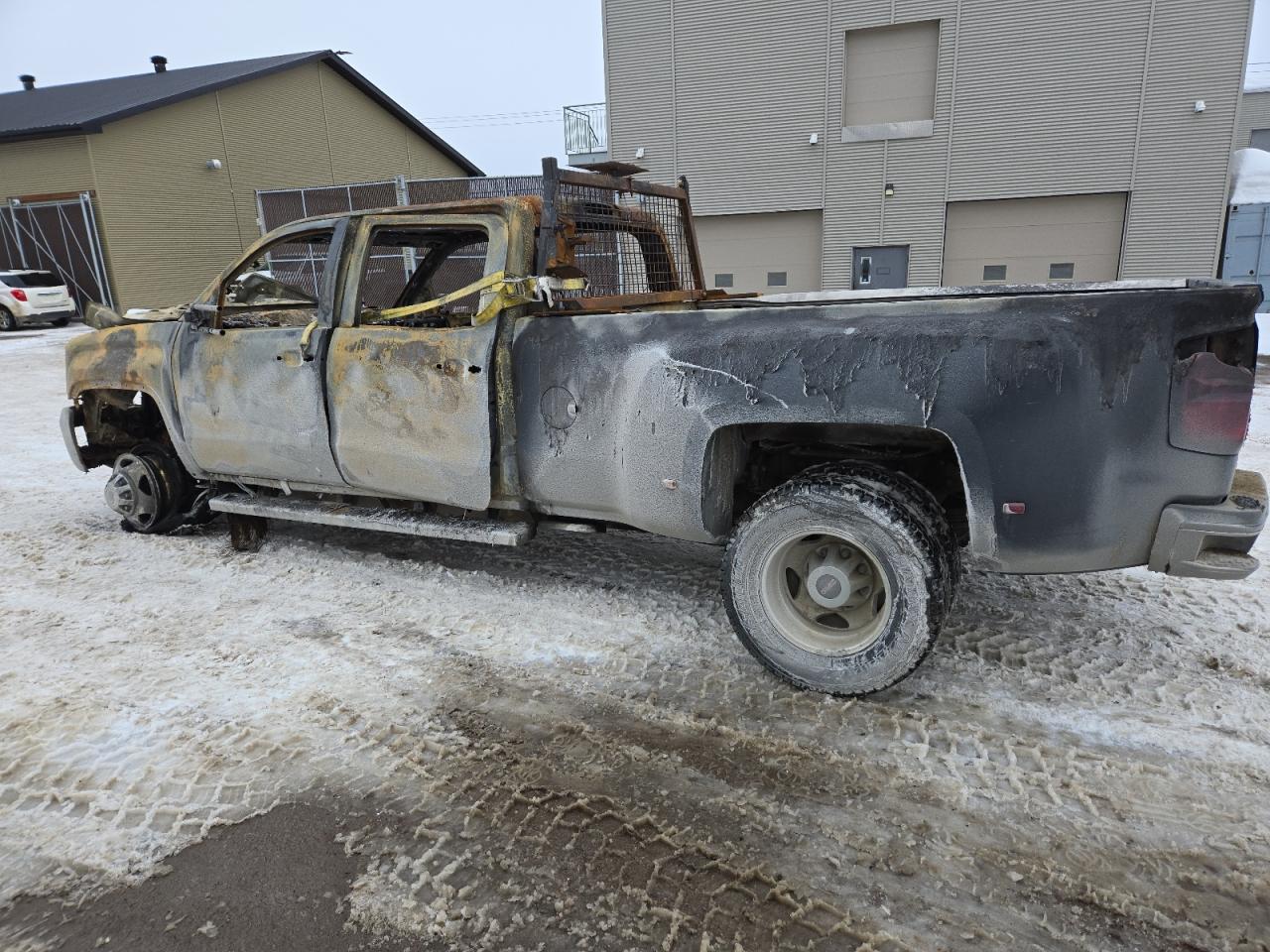 GMC SIERRA K3500 DENALI