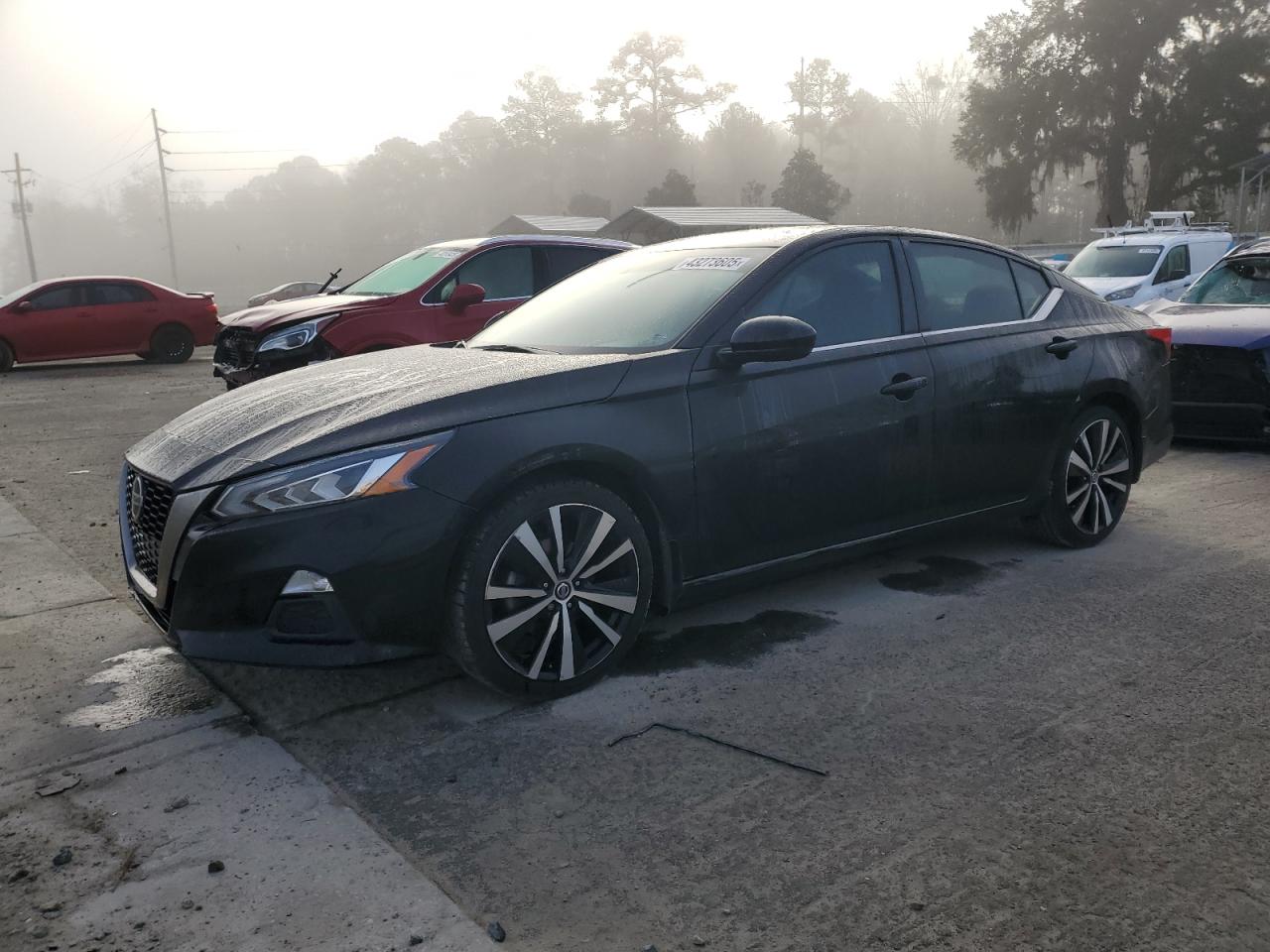  Salvage Nissan Altima