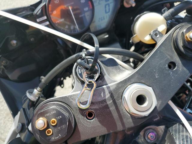 2018 YAMAHA YZFR6 C JYARJ28Y9JA001763