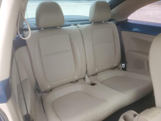 2018 VOLKSWAGEN BEETLE SE 3VWJD7AT4JM701629