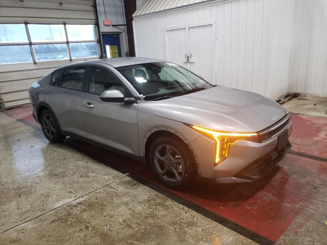 2025 KIA K4 LX 3KPFT4DE1SE065383