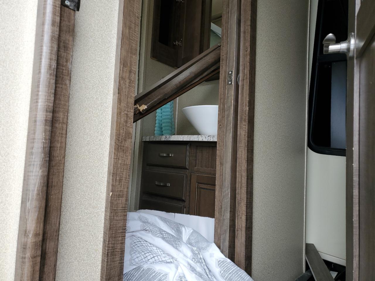 Lot #3258859831 2017 SOLI TRVL TRLR