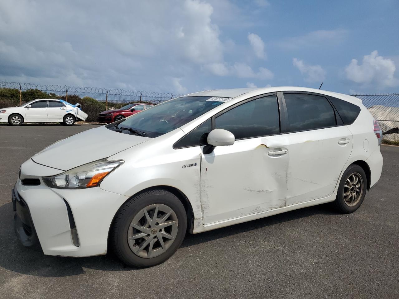 TOYOTA PRIUS V