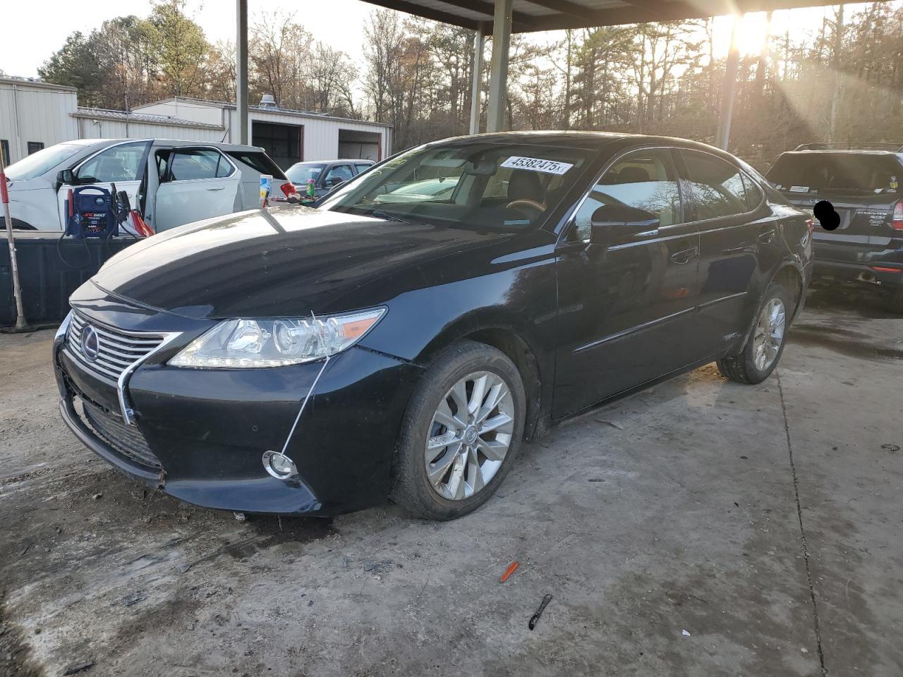  Salvage Lexus Es