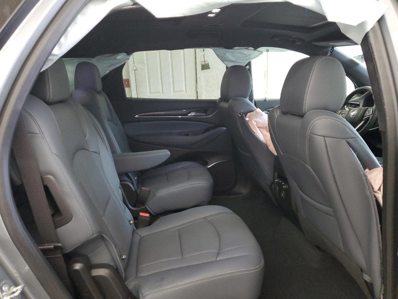 BUICK ENCLAVE ESSENCE