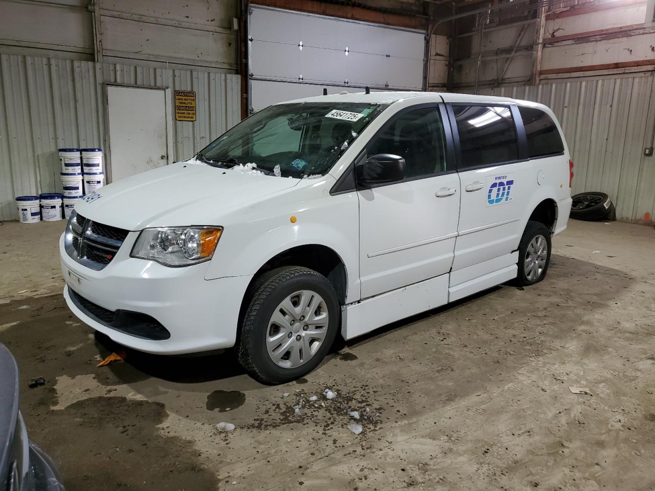  Salvage Dodge Caravan