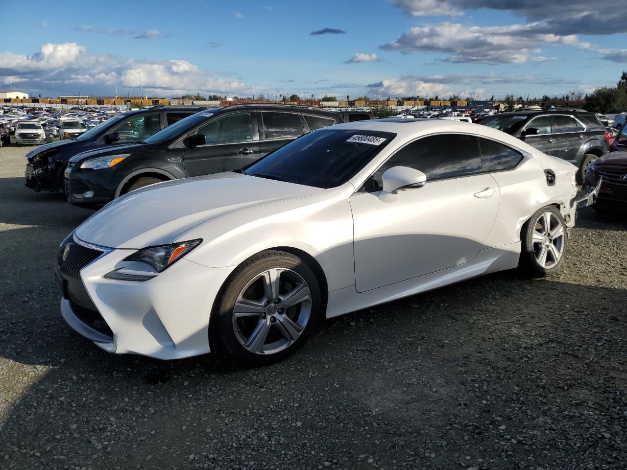 LEXUS RC 200T