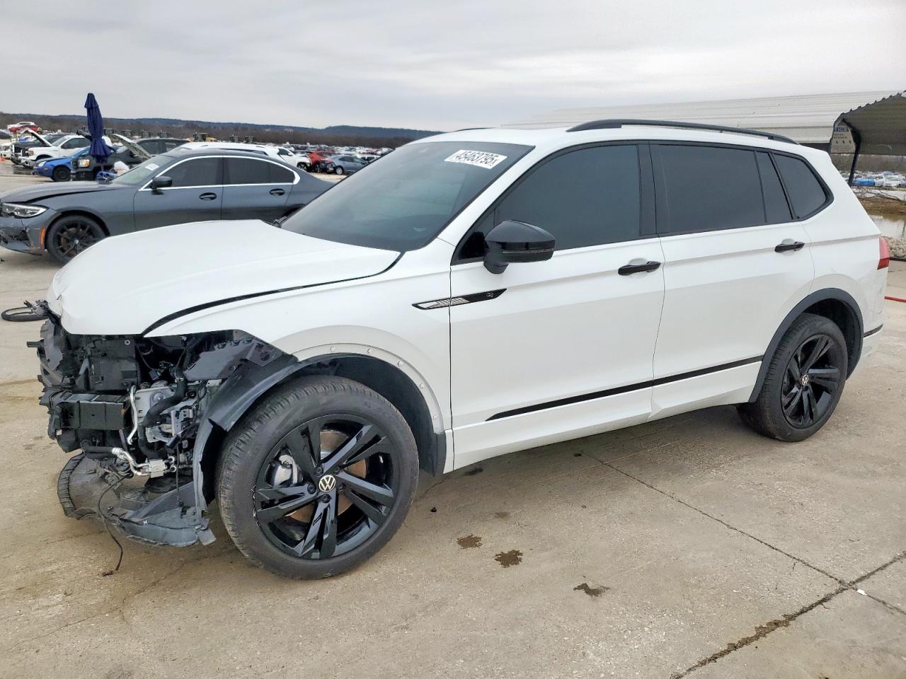 3VV8B7AX1RM126106 VOLKSWAGEN TIGUAN SE 2024