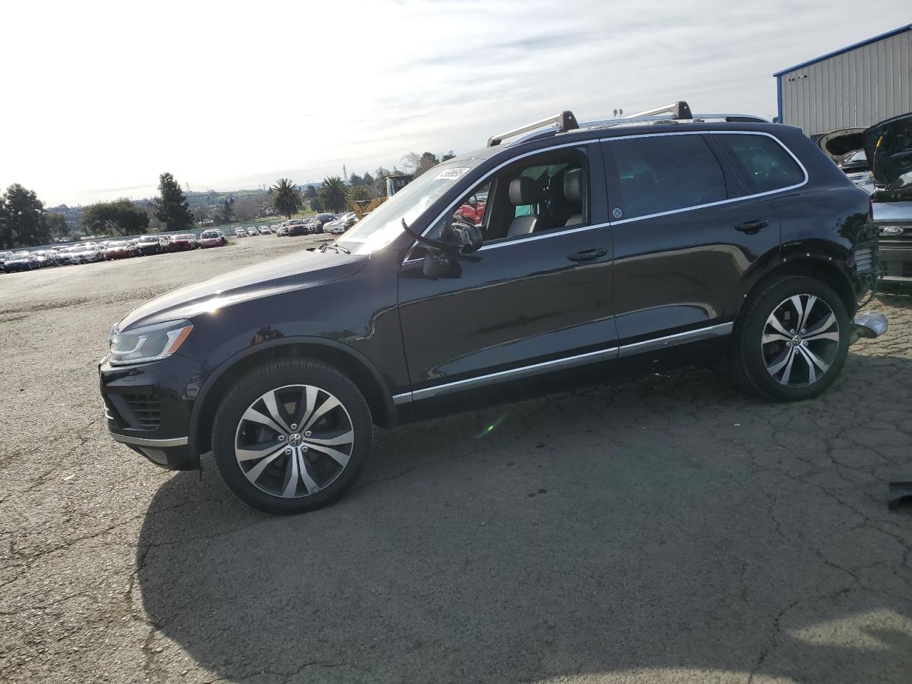 WVGRF7BP2HD000803 VOLKSWAGEN TOUAREG WO 2017