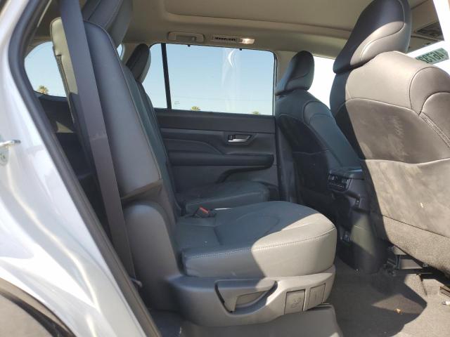 2024 TOYOTA GRAND HIGH - 5TDAAAB52RS063837