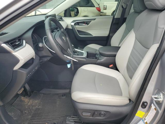 2022 TOYOTA RAV4 XLE P JTMB6RFV4ND058000