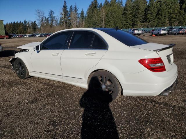 MERCEDES-BENZ C 300 4MAT 2012 white  gas WDDGF8BB8CA729930 photo #3