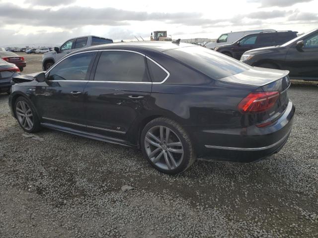 2017 VOLKSWAGEN PASSAT R-L 1VWDT7A35HC050698